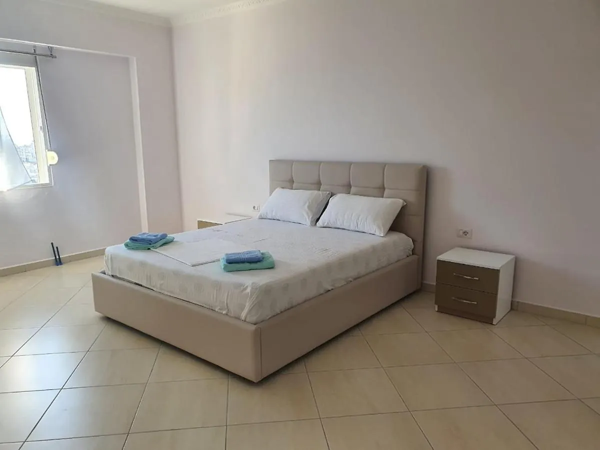 Xhulio Apartments Sarandë Albania