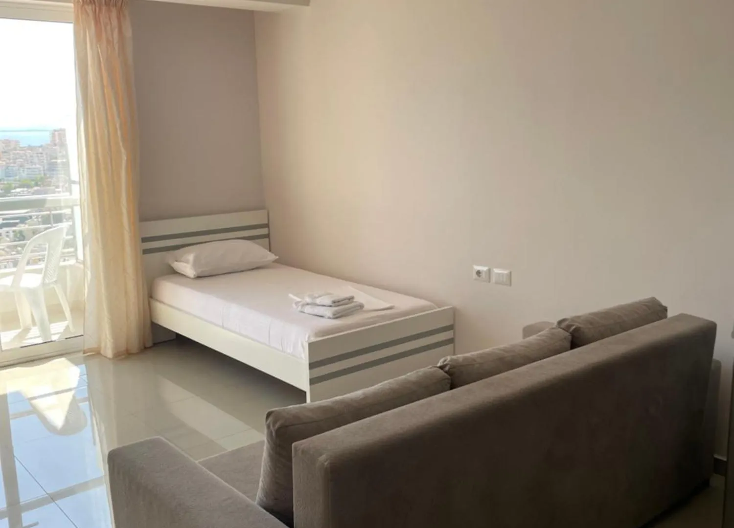 Xhulio Apartments Sarandë