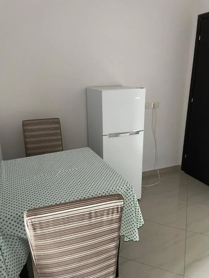 Xhulio Apartments Sarandë