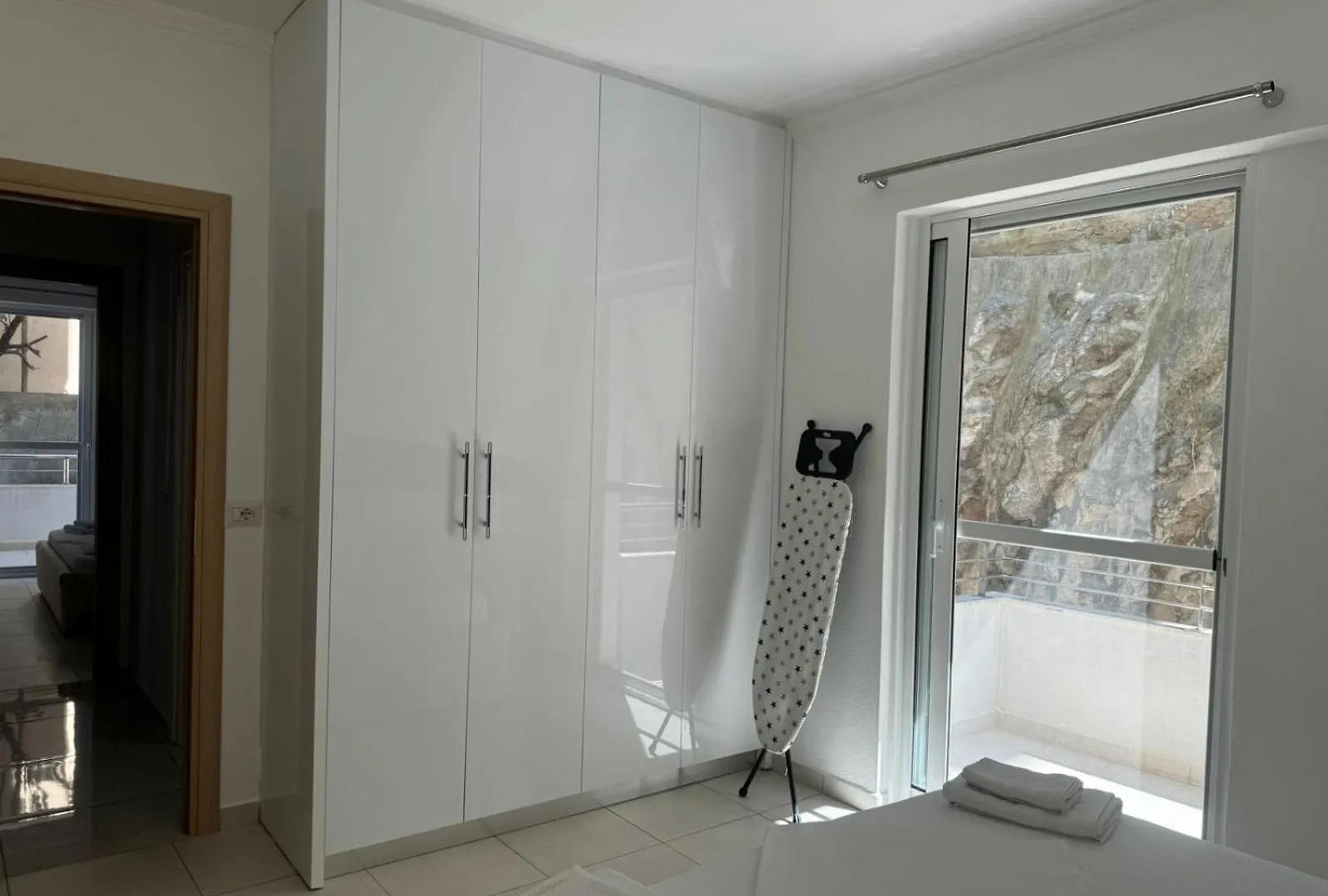 Xhulio Apartments Sarandë 0*,  Albania