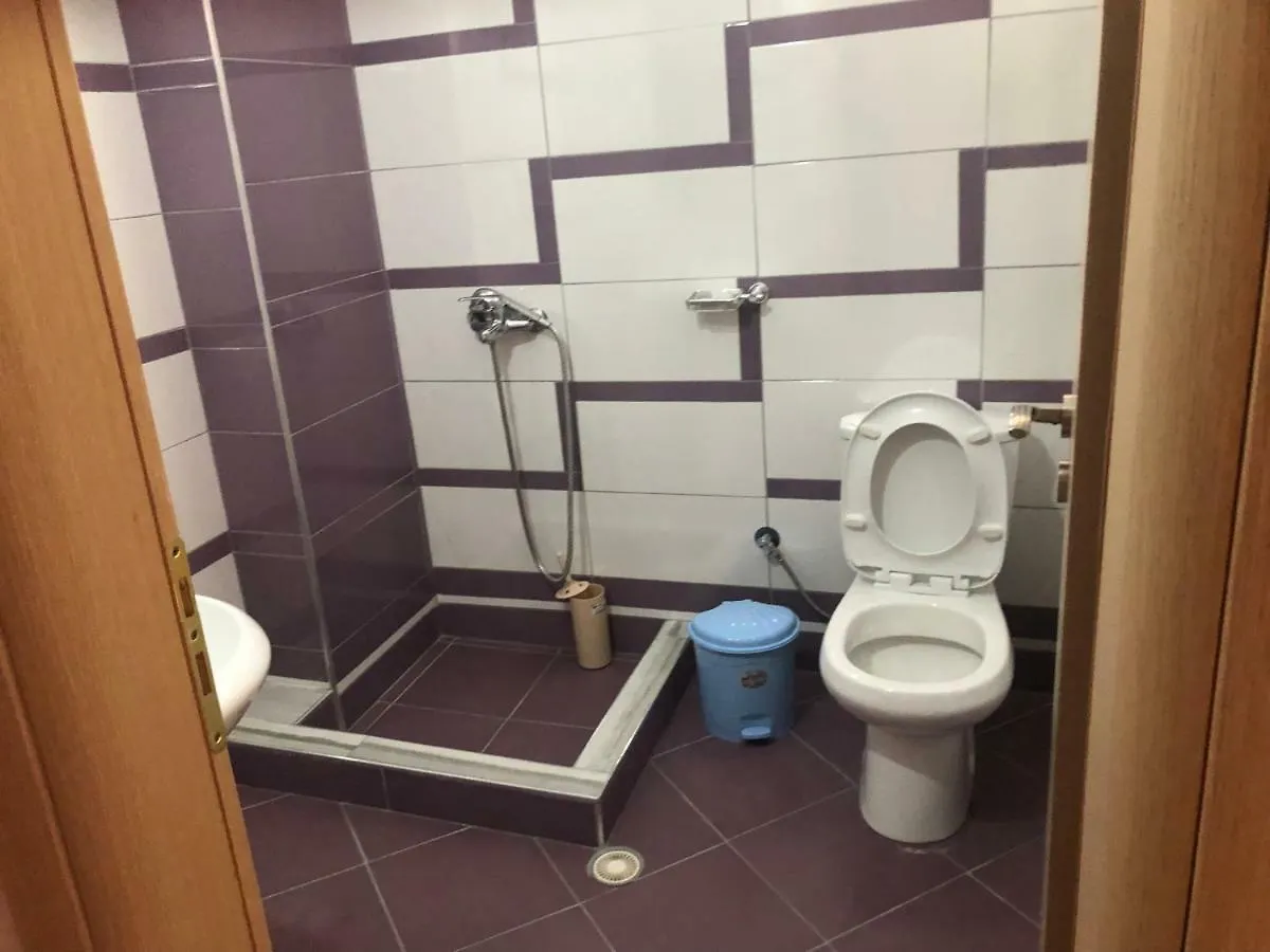 Xhulio Apartments Sarandë