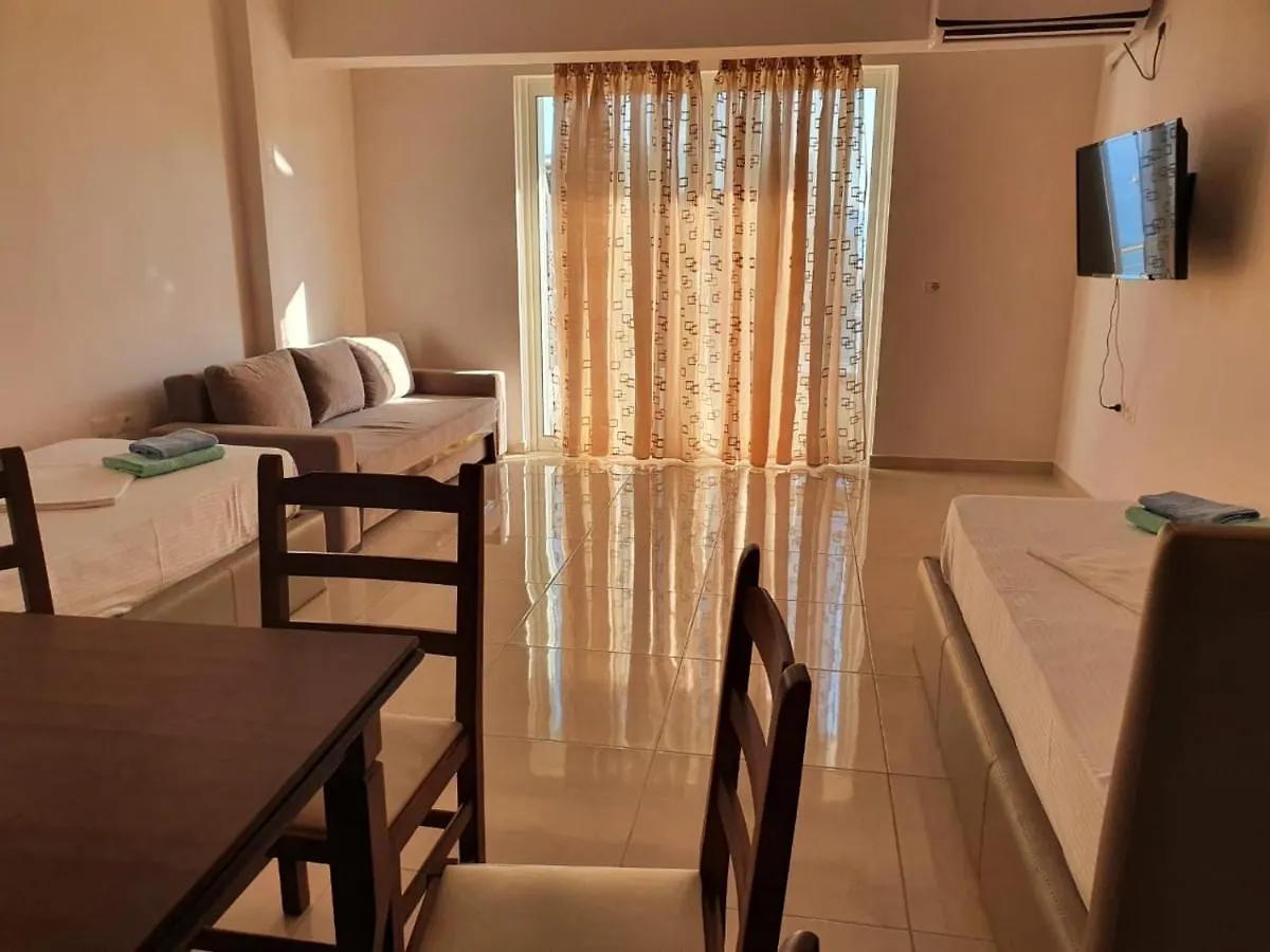 Xhulio Apartments Saranda