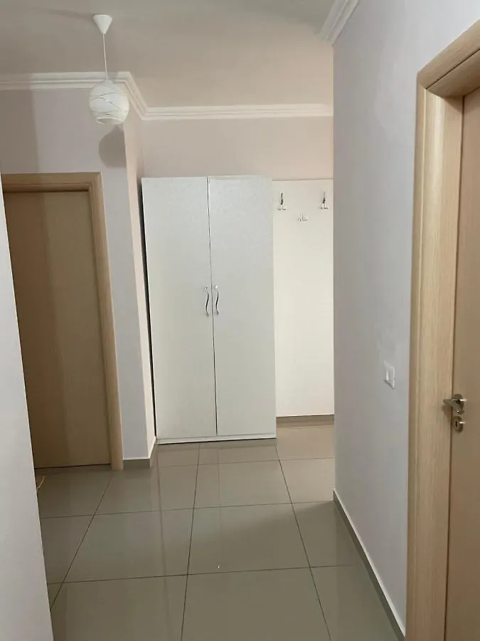 Xhulio Apartments Saranda
