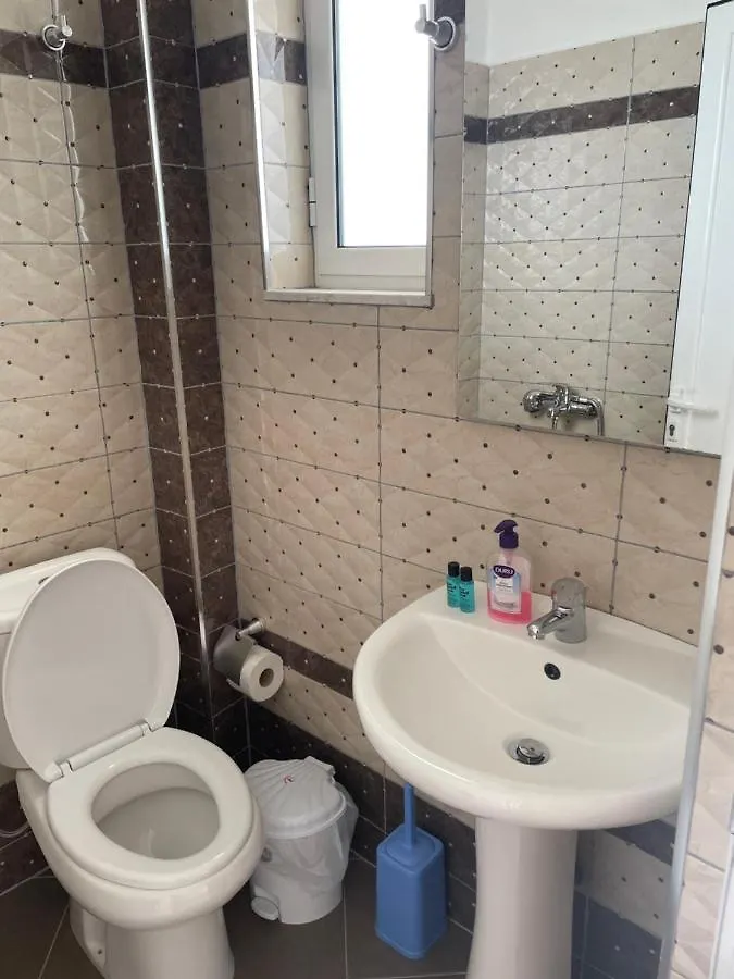 Xhulio Apartments Saranda